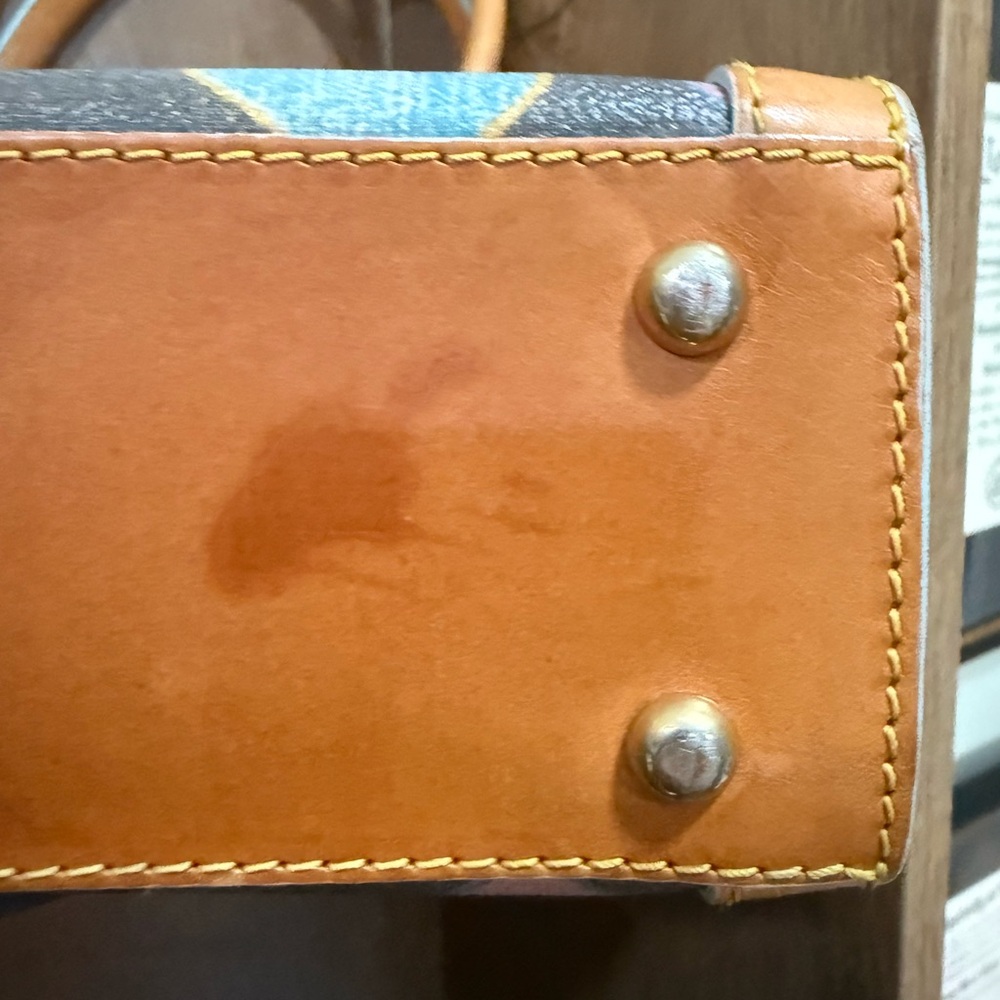 Dooney & Bourke Hearts Collection Italian Leather Satchel – Rare Print - Picture 9 of 9